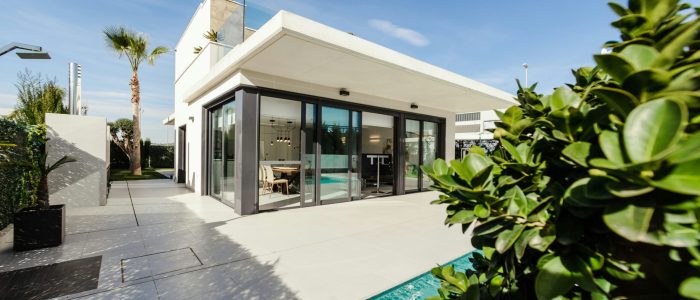 frames-for-your-heart-2d4lAQAlbDA-unsplash-scaled-1